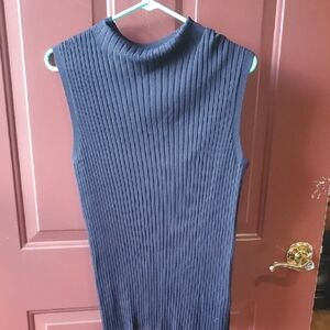 Sleeveless Black Ribbed Sweater